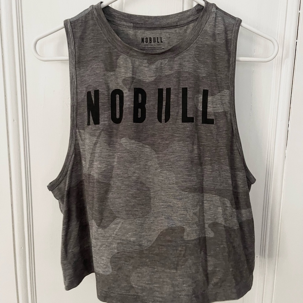NOBULL Tanks (lot)